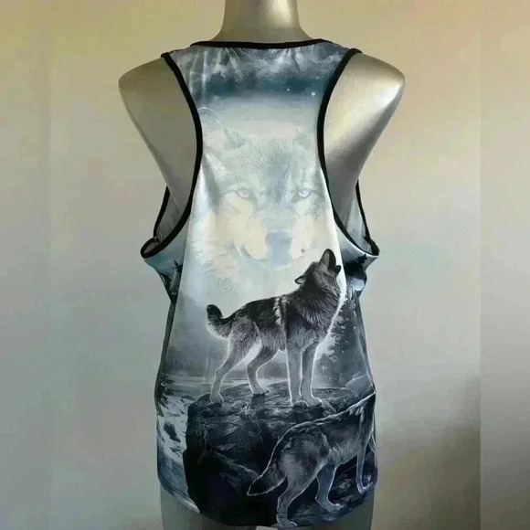 FREE 💟➕size Wolf Graphic Tank Top - Picture 3 of 10